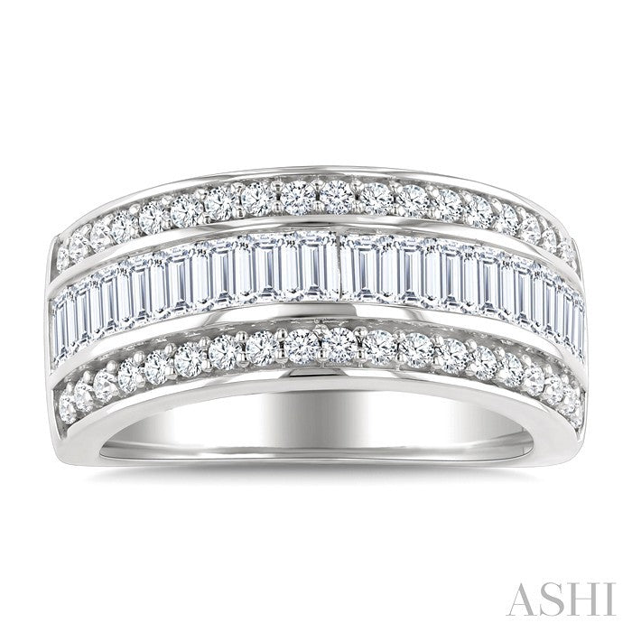 1 1/2 Ctw Channel Set Baguette and Round Cut Diamond Wedding Band in 14K White Gold