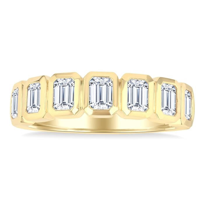 1 1/2 Ctw 7 Stone Bezel Set Emerald Cut Diamond Fashion Band in 14K Yellow Gold