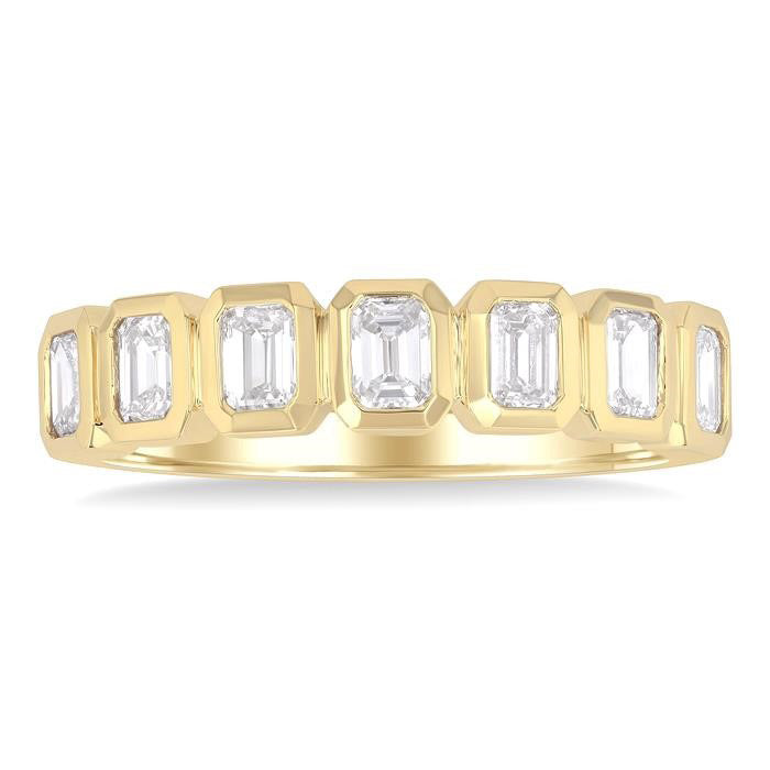 Regal Diamond Jewelry in Metal