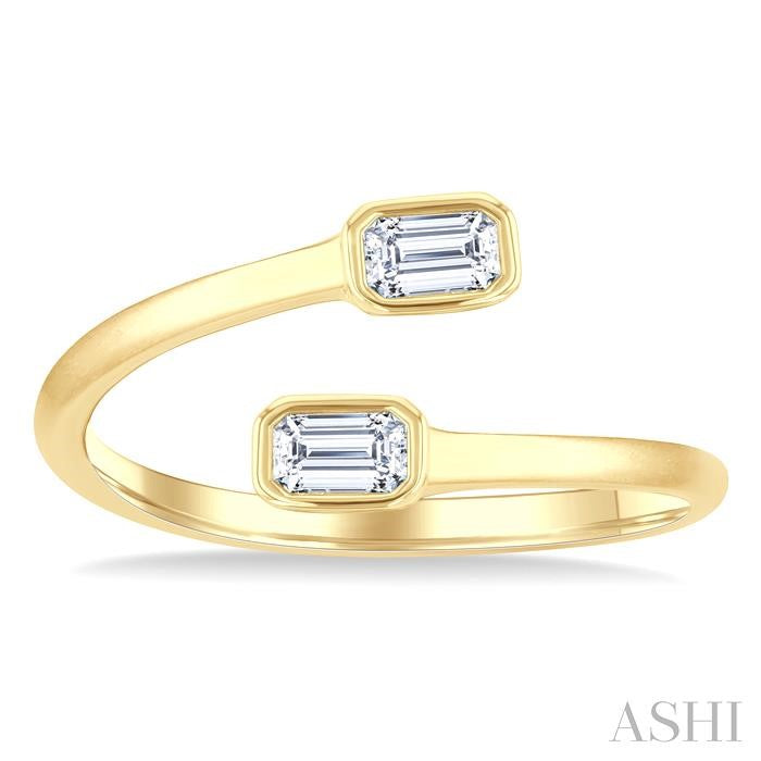 Radiance Diamond Ring in Metal