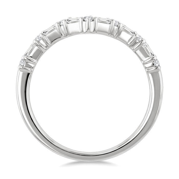1/4 Ctw Baguette and Round Cut Diamond Chevron Fashion Ring in 14K White Gold