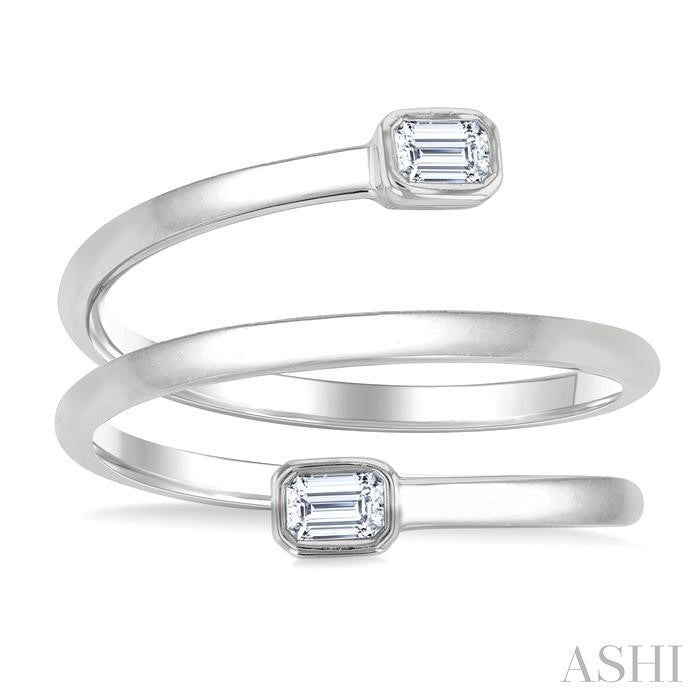1/5 Ctw Split Double Coil Bezel Set Octagon Cut Diamond Open Fashion Ring in 14K White Gold