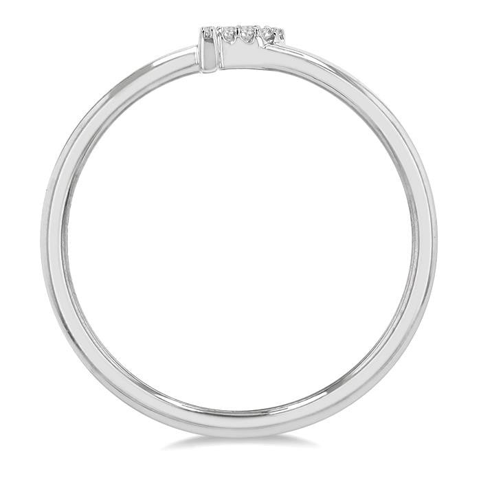 1/20 Ctw Initial 'P' Round Cut Diamond Fashion Ring in 10K White Gold