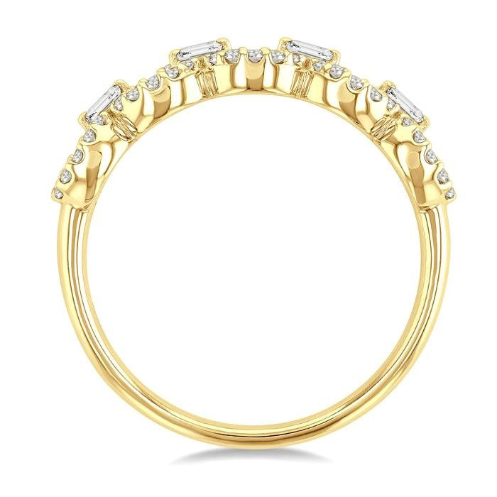 1/4 Ctw Baguette And Round Cut Diamond Stackable Oval Shape Link Fashion Band in 10K Yellow Gold