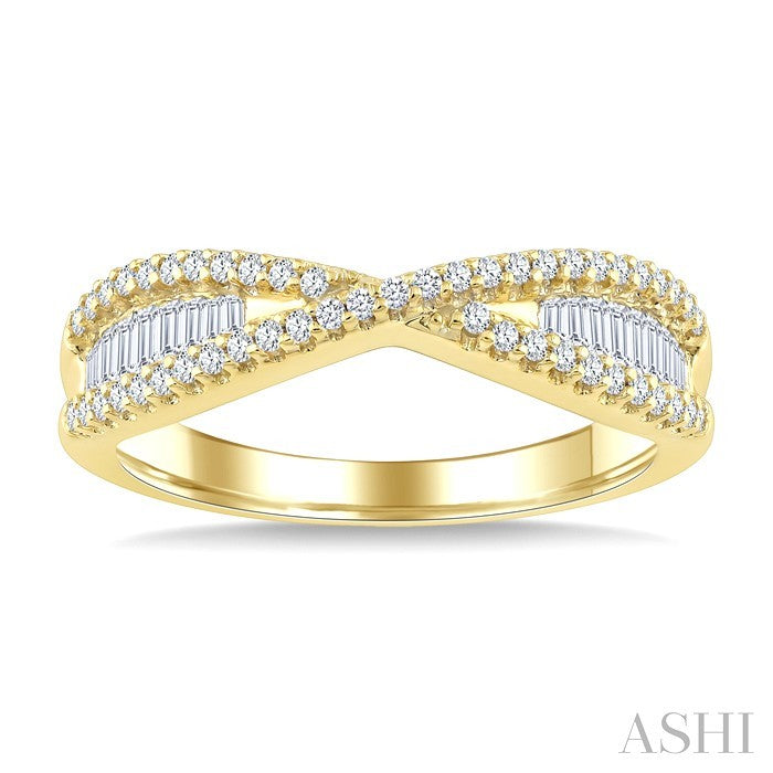 3/8 Ctw Fusion Baguette and Round Cut Diamond Fashion Ring in 14K Yellow Gold