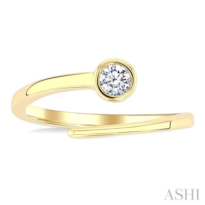 Enchantment Diamond Ring in Metal