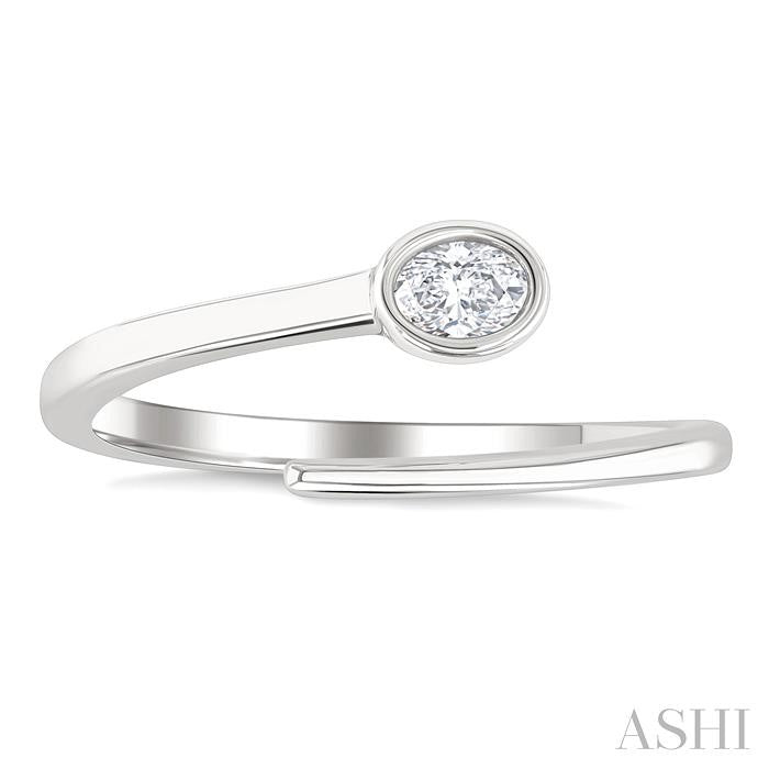 1/6 Ctw Bypass Bezel Set Oval Cut Diamond Open Fashion Ring in 14K White Gold