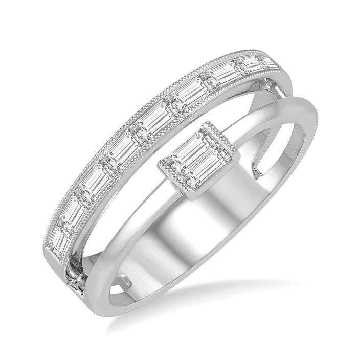 1/2 Ctw Split Baguette Diamond Fashion Ring in 14K White Gold