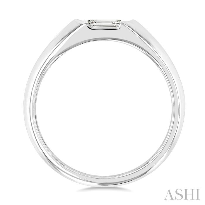 1/3 Ctw East-West Set Emerald Cut Diamond Fashion Ring in 14K White Gold