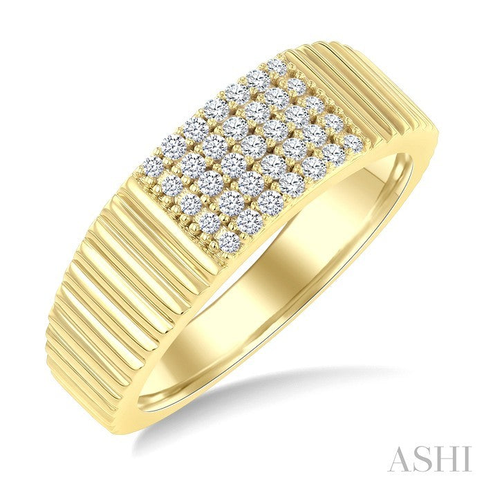1/4 Ctw Round Cut Diamond Pirouette Fashion Ring in 10K Yellow Gold