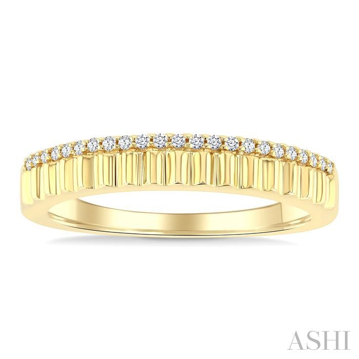 1/10 Ctw Ribbed Round Cut Diamond Pirouette Fashion Band in 10K Yellow Gold
