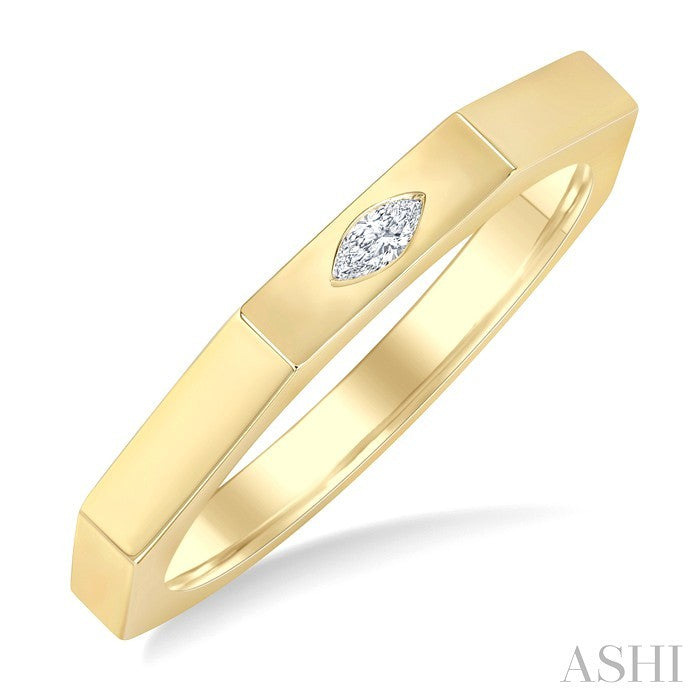 1/20 Ctw Marquise Cut Diamond Signet Ring in 14K Yellow Gold