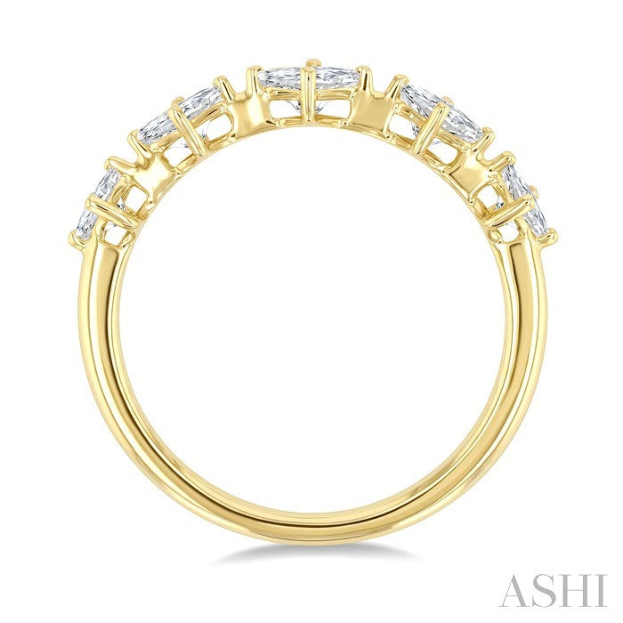 3/4 Ctw Princess Cut Diamond Half Eternity 5-Stone Fashion Band in 14K Yellow Gold