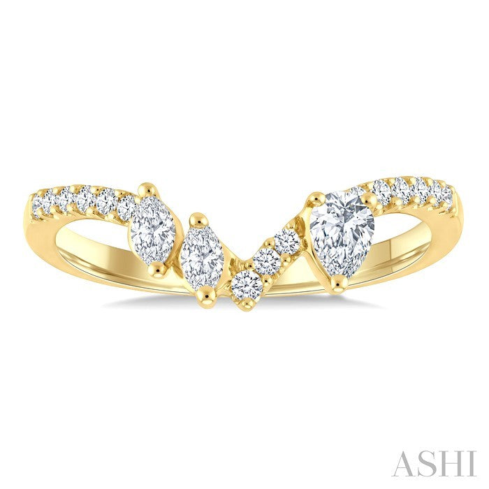 3/8 Ctw Mixed Cut Diamond Chevron Fashion Ring in 14K Yellow Gold