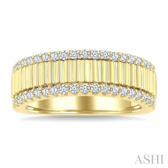 1/2 Ctw Round Cut Diamond Pirouette Fashion Ring in 14K Yellow Gold