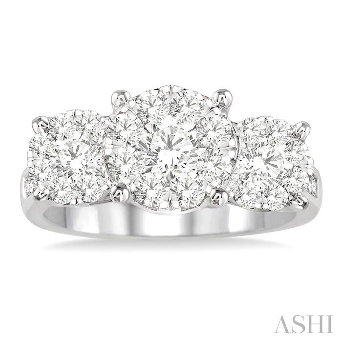 1 1/2 Ctw Shine Bright Round Cut Diamond Ring in 14K White Gold