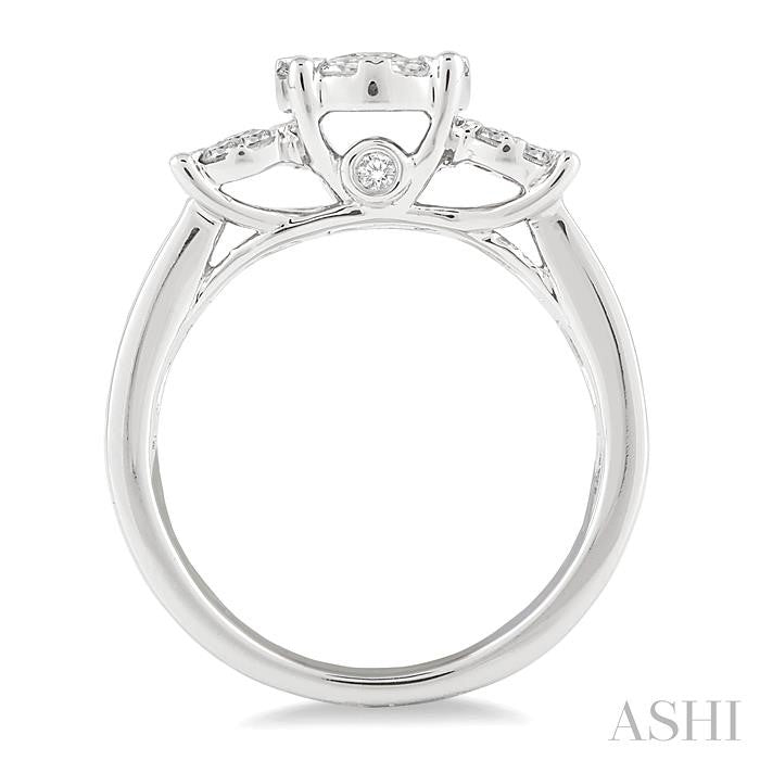 1 Ctw Shine Bright Round Cut Diamond Ring in 14K White Gold