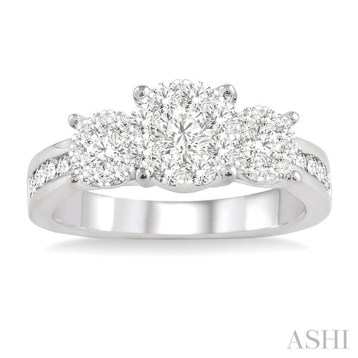 1 Ctw Shine Bright Round Cut Diamond Ring in 14K White Gold
