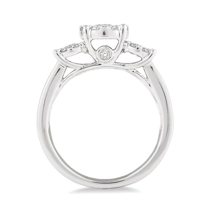 1/2 Ctw Shine Bright Round Cut Diamond Ring in 14K White Gold