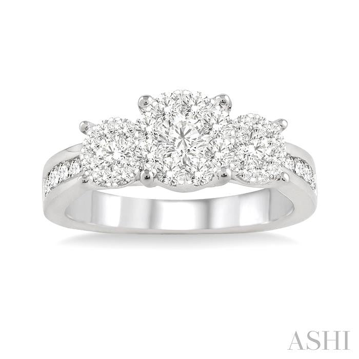 1/2 Ctw Shine Bright Round Cut Diamond Ring in 14K White Gold
