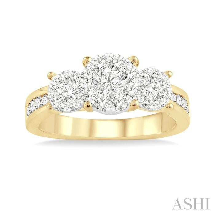 1/2 Ctw Shine Bright Round Cut Diamond Ring in 14K Yellow and White Gold