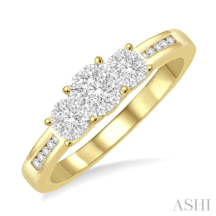 1/3 Ctw Shine Bright Round Cut Diamond Ring in 14K Yellow and White Gold