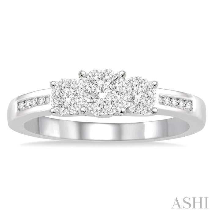 1/3 Ctw Round Cut Diamond Shine Bright Ring in 14K White Gold