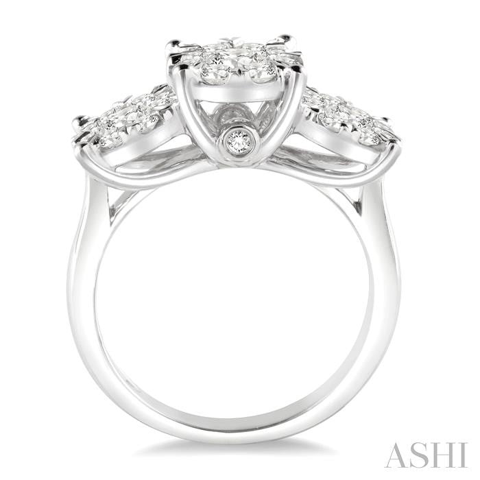 1 1/2 Ctw Shine Bright Round Cut Diamond Ring in 14K White Gold