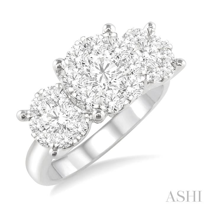 2 Ctw Shine Bright Round Cut Diamond Ring in 14K White Gold