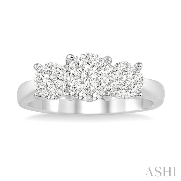 3/4 Ctw Shine Bright Round Cut Diamond Ring in 14K White Gold