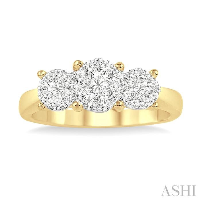 3/4 Ctw Shine Bright Round Cut Diamond Ring in 14K Yellow and White Gold