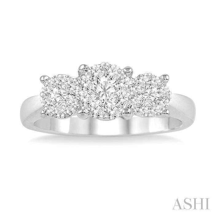 3/4 Ctw Shine Bright Round Cut Diamond Ring in 14K White Gold