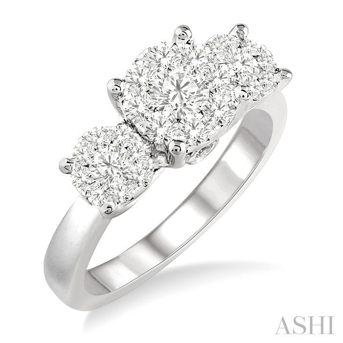 1/2 Ctw Shine Bright Round Cut Diamond Ring in 14K White Gold