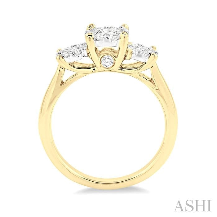 1/2 Ctw Shine Bright Round Cut Diamond Ring in 14K Yellow and White Gold