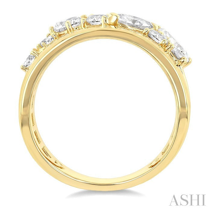 1 1/2 Ctw Asymmetric Split Mixed Diamond Cut Fashion Wide Band in 14K Yellow Gold