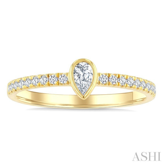 1/3 Ctw Bezel Set Pear and Round Cut Diamond Luna Bezel Fashion Ring in 14K Yellow Gold