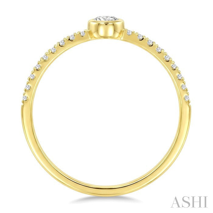 1/3 Ctw Bezel Set Round Cut Diamond Luna Bezel Fashion Ring in 14K Yellow Gold