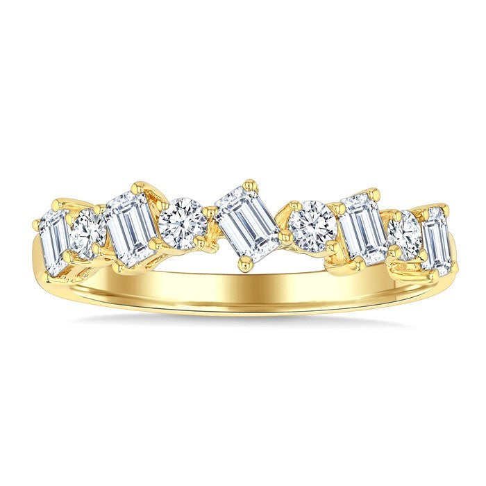 3/4 Ctw Emerald and Round Cut Diamond Fashion Band in 14K Yellow Gold