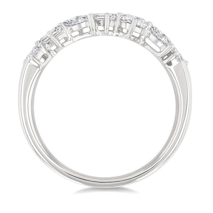 Enchantment Diamond Jewelry in Metal