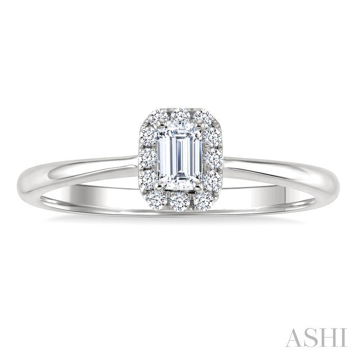1/4 Ctw Octagon and Round Cut Diamond Fashion Halo Ring in 14K White Gold