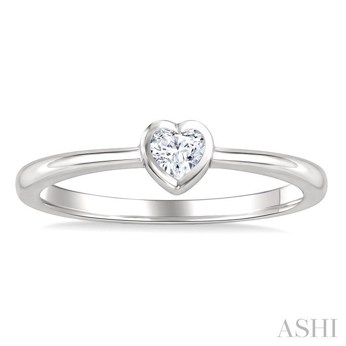 1/5 Ctw Bezel Set Heart Cut Diamond Fashion Ring in 14K White Gold