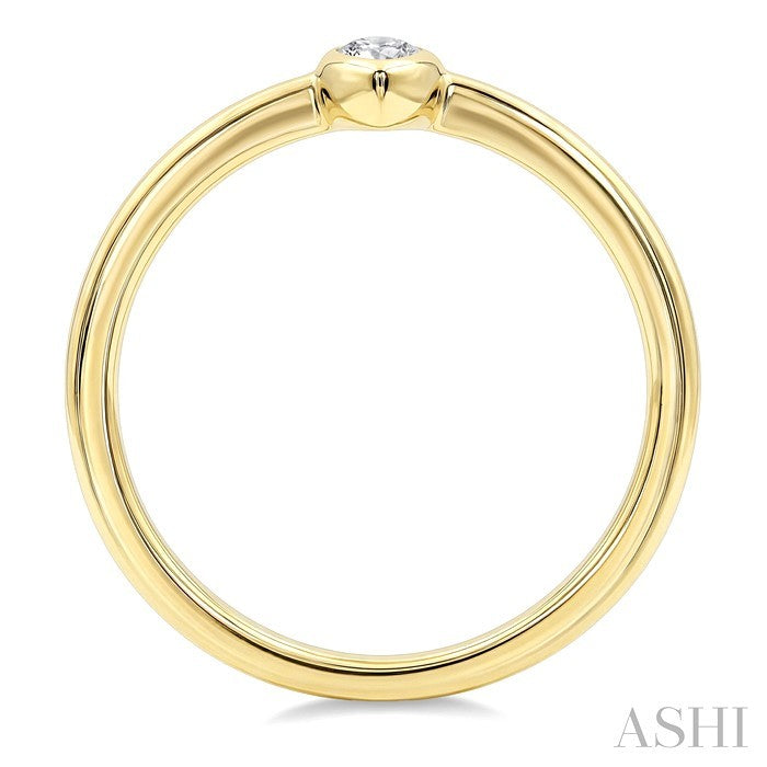 1/5 Ctw Bezel Set Marquise Cut Diamond Fashion Ring in 14K Yellow Gold