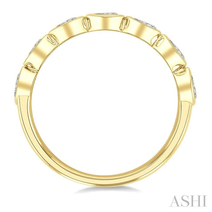 3/4 Ctw East-West Set Pear Cut Bezel Diamond Stackable Fashion Band in 14K Yellow Gold