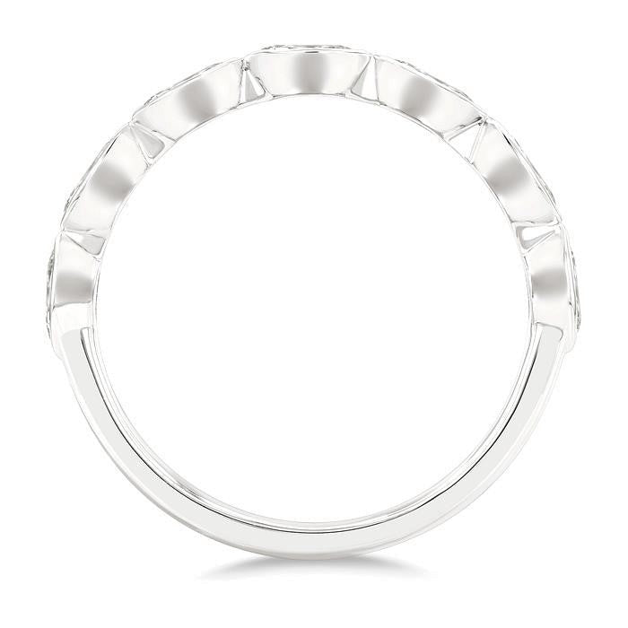 Elegance Diamond Jewelry in White Gold
