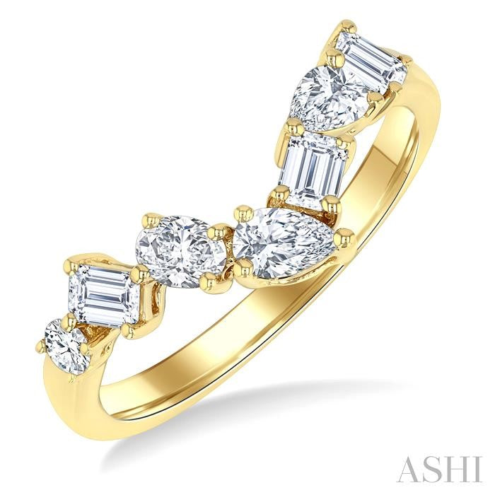 Enchantment Diamond Jewelry in Metal