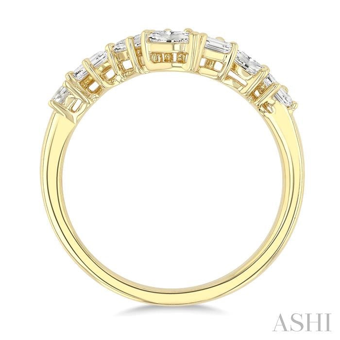 Enchantment Diamond Jewelry in Metal