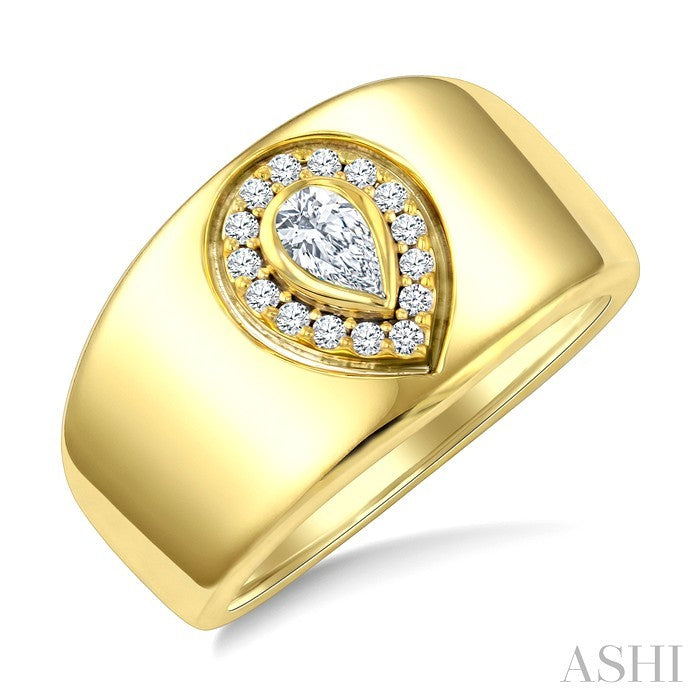 1/3 Ctw Pear and Round Cut Diamond Bold Aeris Gold Pear Shape Fashion Ring in 14K Yellow Gold