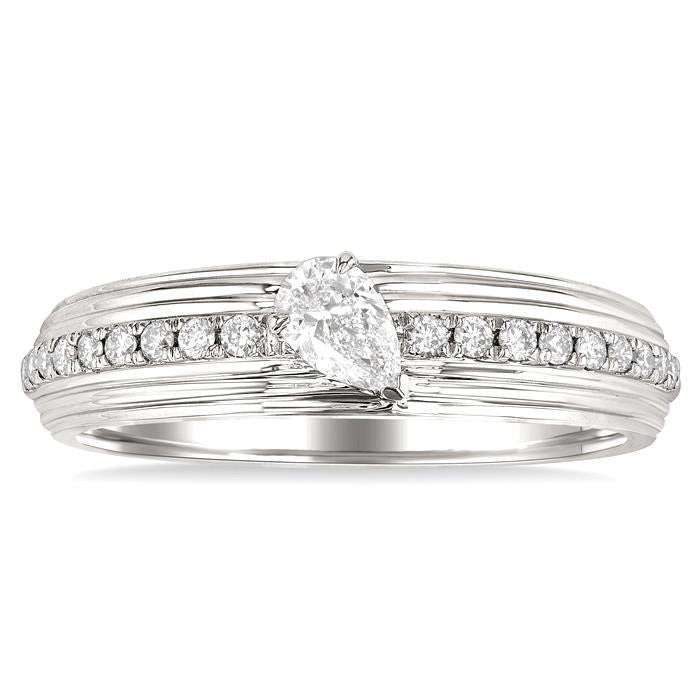 Enchantment Diamond Jewelry in Metal