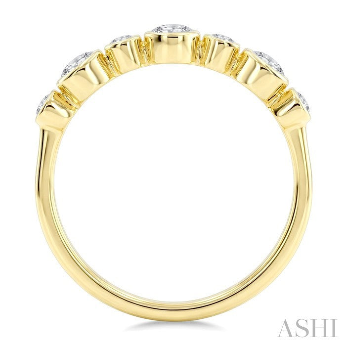1/2 Ctw Bezel Set Round Cut Diamond Fashion Band in 14K Yellow Gold