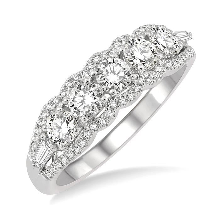 1 Ctw Baguette and Round Cut Diamond Fashion Ring in 14K White Gold